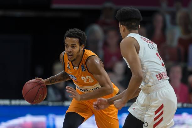 发挥重要作 发挥重要作