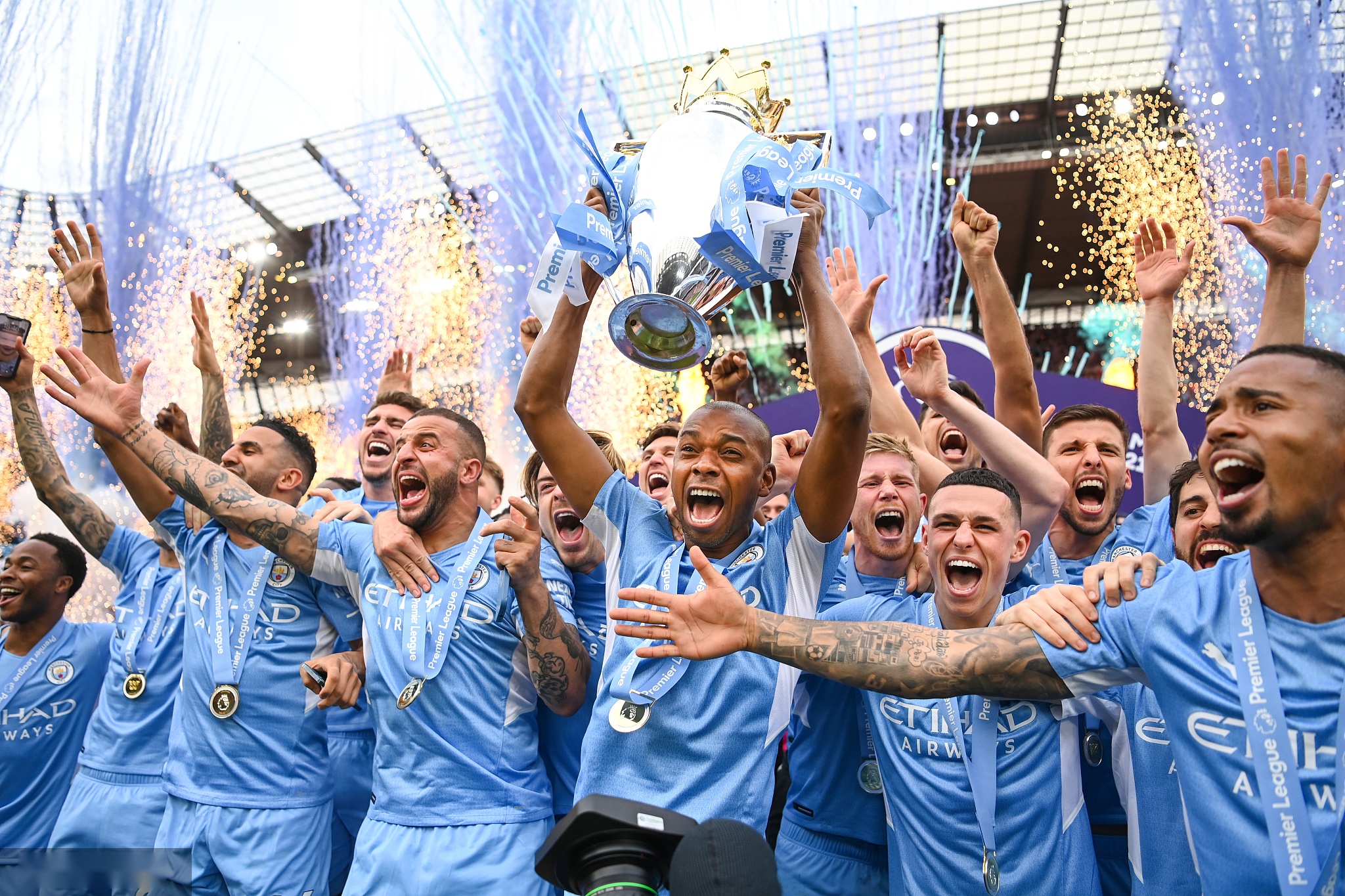 吸引了全球 吸引了全球