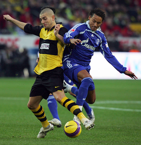 夫盛会中脱 夫盛会中脱